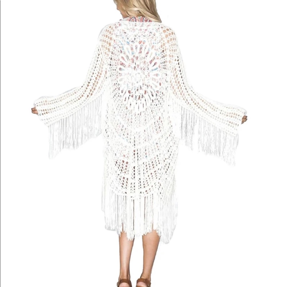 Mumu nomad crochet fringe kimono